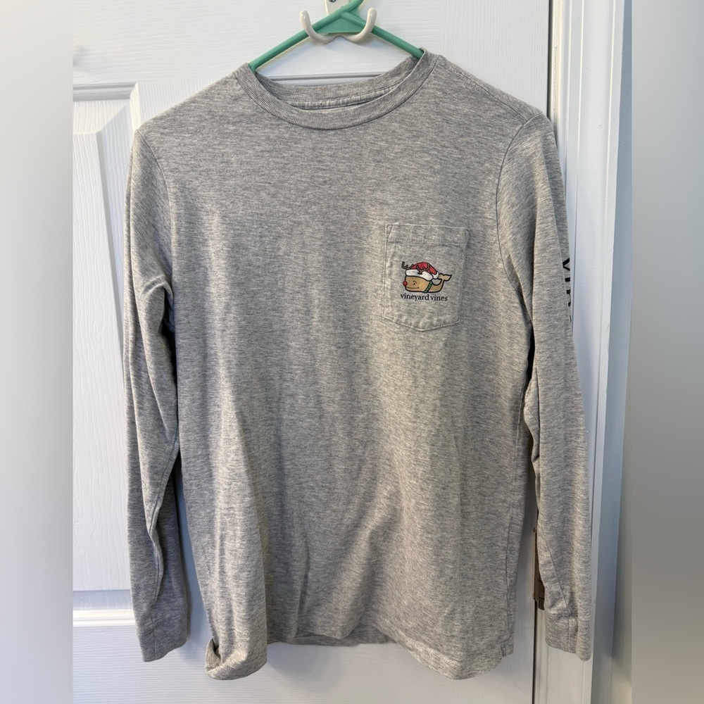Vineyard vines, holiday T-shirt, Santa reindeer Merry Christmas whale size 16